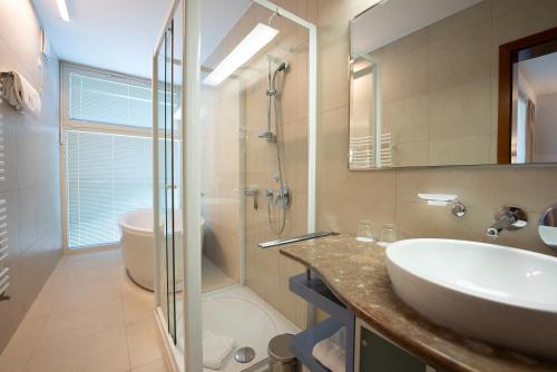 Koupelna v ubytování Boutique Hotel Portorose