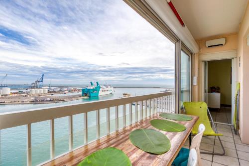 F4 Traversant, 75m2 Avec Garages