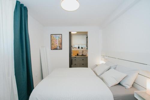 First Love one-bedroom apartment for 2