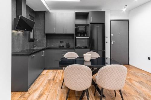 The Modern Flat 25