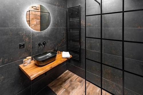 The Modern Flat 25