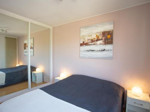 Apartment Les Jardins du Luxembourg-2 by Interhome