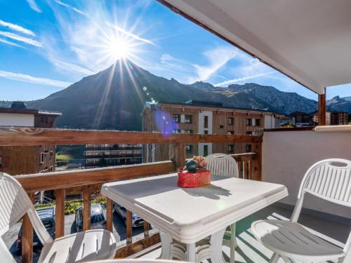 Apartment Les Grandes Balmes I et II - Le Lac-11 by Interhome