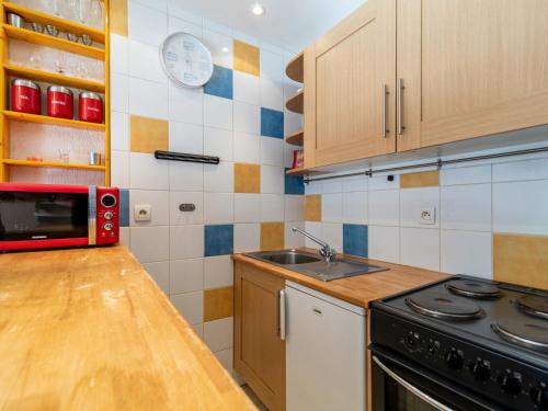 Studio Les Moutières B1 et B2 - Val Claret-26 by Interhome