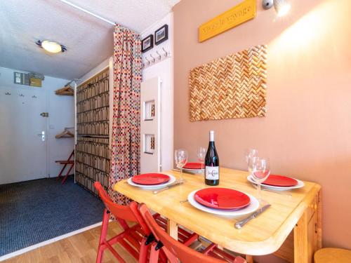 Studio Les Moutières B1 et B2 - Val Claret-26 by Interhome