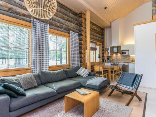 Χώρος καθιστικού στο Holiday Home Nilikuru a 2 by Interhome