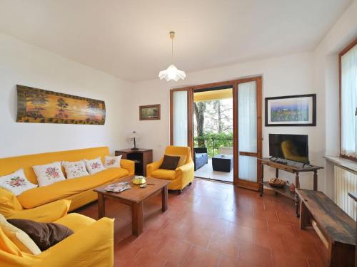 TV a/nebo společenská místnost v ubytování Holiday Home Mariani by Interhome