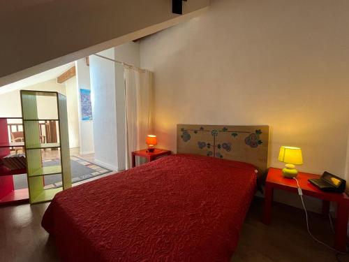 Ένα ή περισσότερα κρεβάτια σε δωμάτιο στο Appartement Barcelonnette, 3 pièces, 6 personnes - FR-1-165A-38