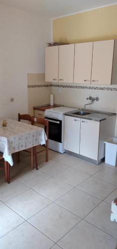 Apartment Garden (112-3)