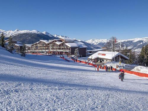 Studio skis aux pieds pour 4 personnes à Arc 1800, proche commerces, animaux admis - FR-1-411-516