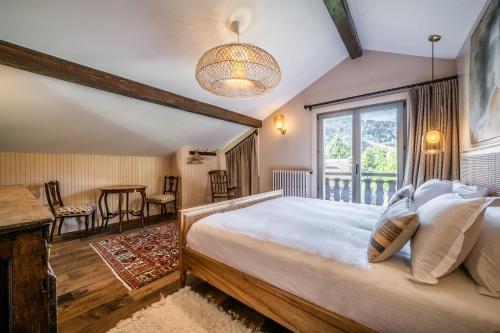 Chalet La Rose de Clairiere Morzine - BY EMERALD STAY