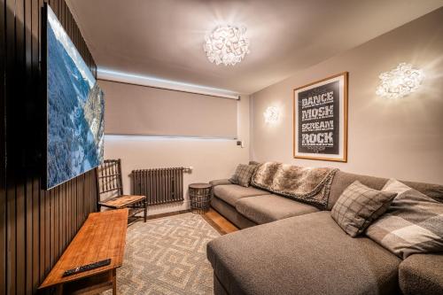 Chalet La Rose de Clairiere Morzine - BY EMERALD STAY