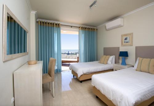 LGS65T2, Luxuoso T2 frente praia, em condominio