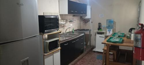 Η κουζίνα ή μικρή κουζίνα στο Vergniaud 70