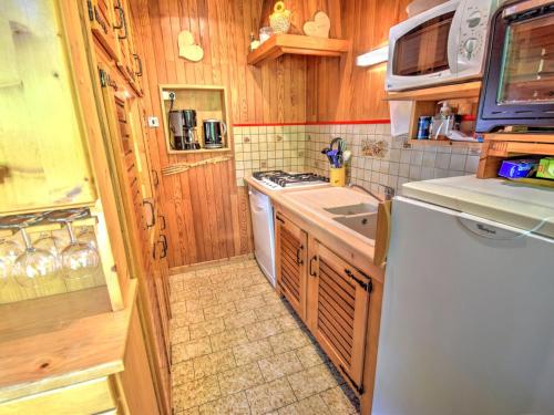 Chalet indépendant à Morzine, 200m du téléphérique, parking, pour 10 personnes