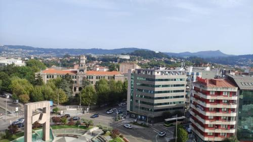 Foto Amplio Piso Plaza América 6