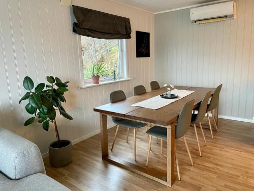 TV a/nebo společenská místnost v ubytování Penthouse with panorama view and great location!