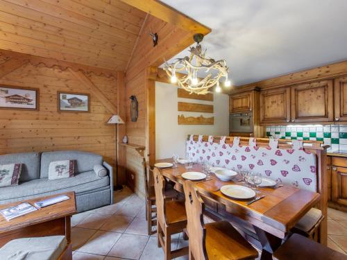 Duplex lumineux avec accès piscine et animaux admis