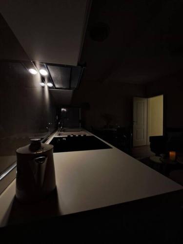 Fotografie z fotogalerie ubytování Quiet, Cozy, Luminous Apartment v destinaci Tirana