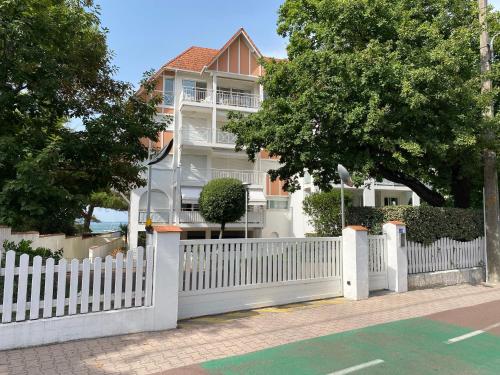 Appartement T2 en Front de Mer à Arcachon, Accès Direct Plage, Parking, Animaux Admis