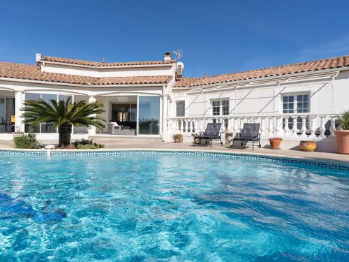 Villa Fleury, 6 pièces, 10 personnes - FR-1-409-176
