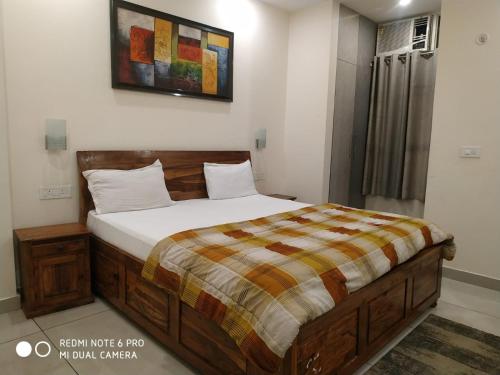 Heartbeat Hotel – Photos 4