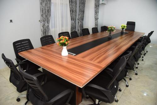 Royale Pruriel Hotels – Photos 2