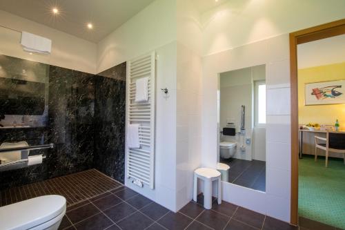 Koupelna v ubytování Seehotel Grunewald