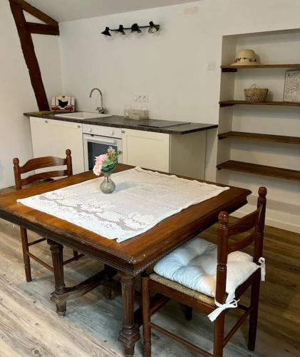 Φωτογραφία από το άλμπουμ του Gîte La Grange σε Nistos