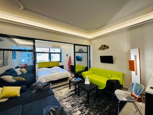 luxury studio archit 14 street