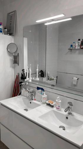 Precioso dormitorio en el centro de Torremolinos