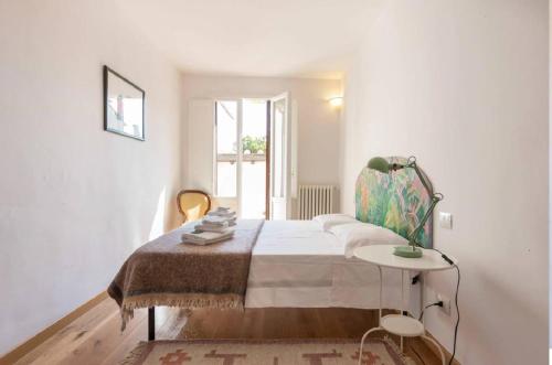 Airy One Bedroom With Terrace Near Palazzo Pitti