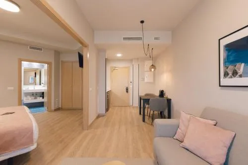 Palau Suites & Apartments photo 22