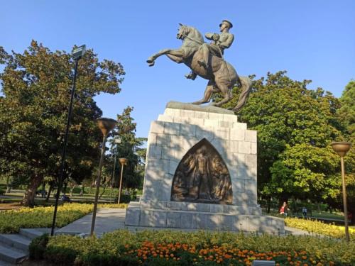 a statue of a woman riding a horse in a park at Samsun Park Hotel in Samsun