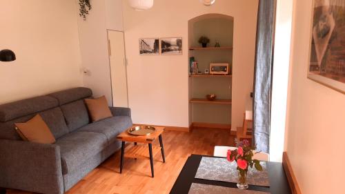 Posezení v ubytování Studio de charme au cœur d'Uriage les bains