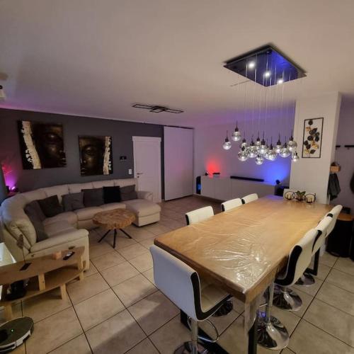 Photo de la galerie de l'établissement Appartement design et équipé pour un super moment, à Wemmel