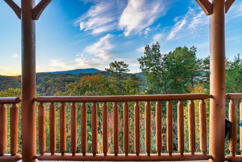 Epic Mountain Views, Hot Tub, Game Room, Sleeps 10 photo 71