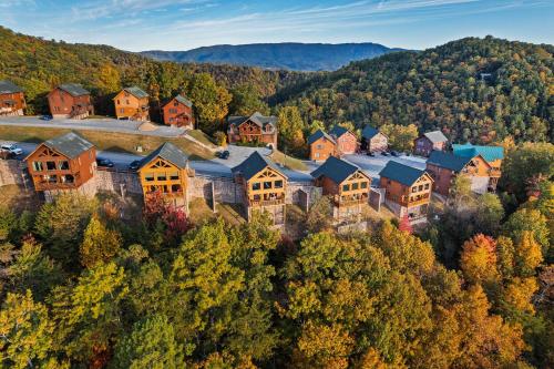 Epic Mountain Views, Hot Tub, Game Room, Sleeps 10 photo 57