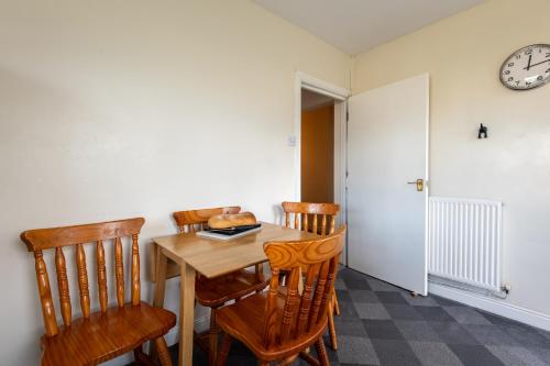 13 Victoria Road Apartment photo 13