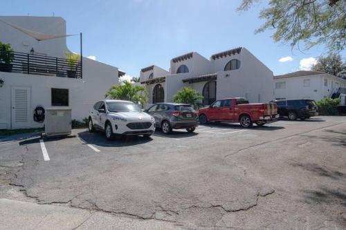 Villa at St James Unit A Luxury Pool Villa, Pet Friendly photo 12