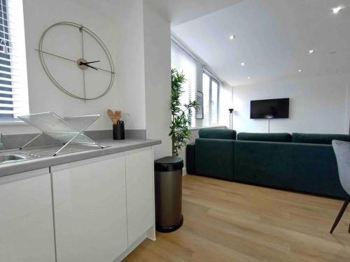Luxury 2 Bed 2 Bath Flat Near Old Trafford photo 21