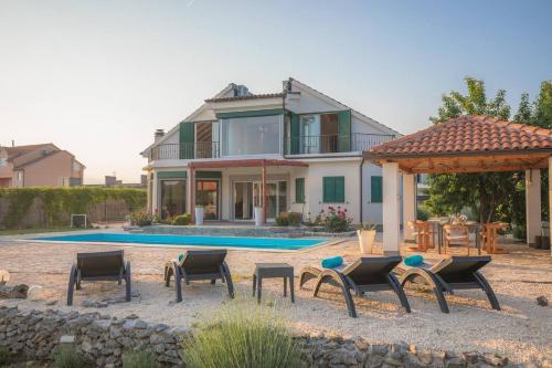 Luxury villa with a swimming pool Vrpolje, Sibenik - 21843