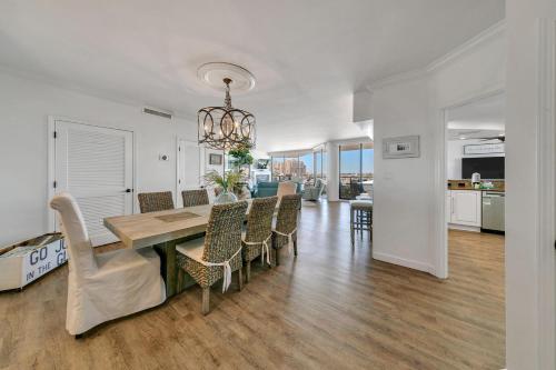 East Pass Towers 603-FAB 3BR 2100 sf with Destin Harbor Views photo 14