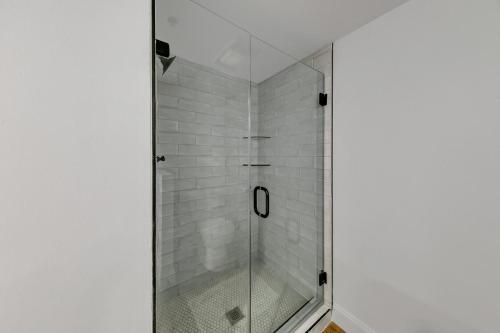 East Pass Towers 603-FAB 3BR 2100 sf with Destin Harbor Views photo 24