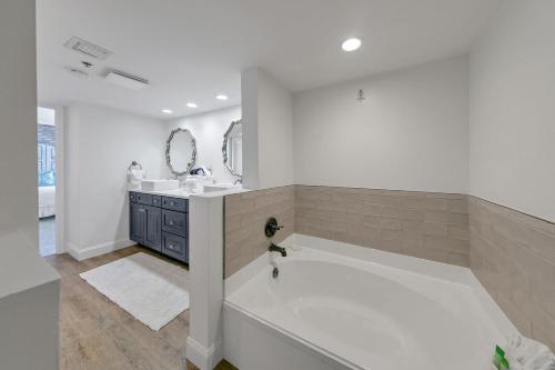 East Pass Towers 603-FAB 3BR 2100 sf with Destin Harbor Views photo 25