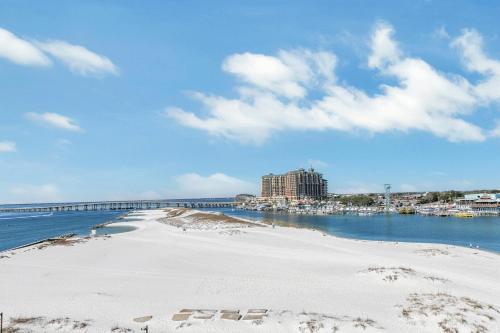 East Pass Towers 603-FAB 3BR 2100 sf with Destin Harbor Views photo 35