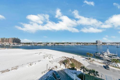 East Pass Towers 603-FAB 3BR 2100 sf with Destin Harbor Views photo 38
