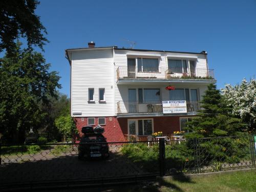 Dom Wczasowy Alga w Łazach pokoje i apartamenty