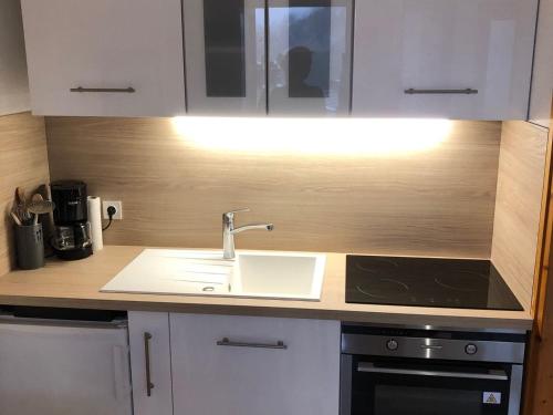 Studio 4 pers, balcon, proche centre Châtel