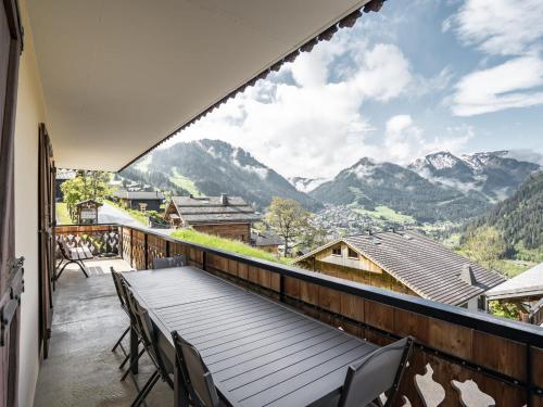 Chalet 3 chambres, balcon, parking, animaux admis, 8 pers.